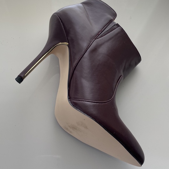 JustFab Burgundy Brown Heeled Boots; Size 9 - Picture 2 of 7